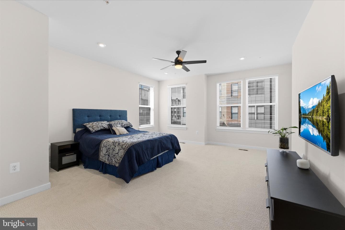 44625 Wolfhound Square photo 23