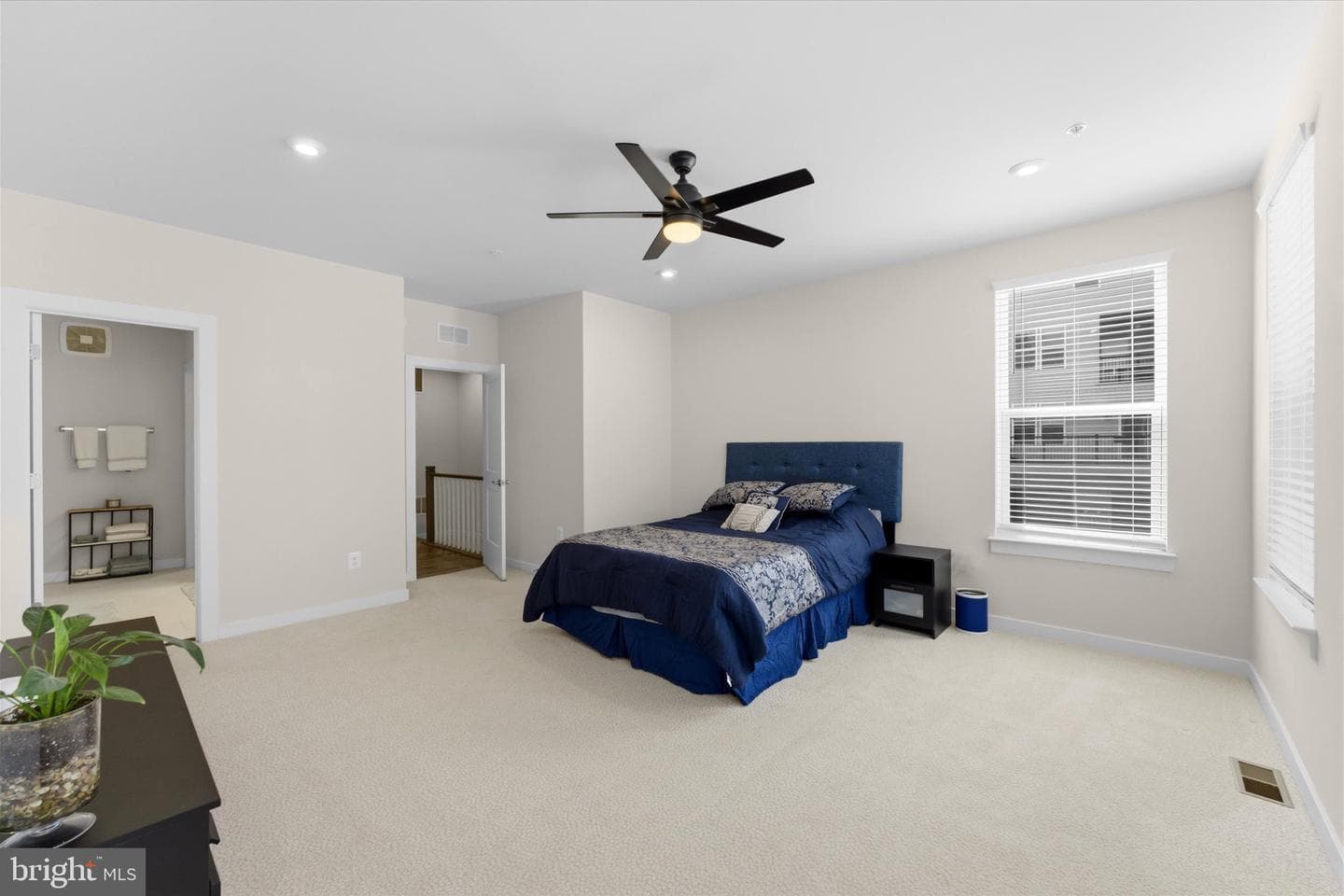 44625 Wolfhound Square photo 24