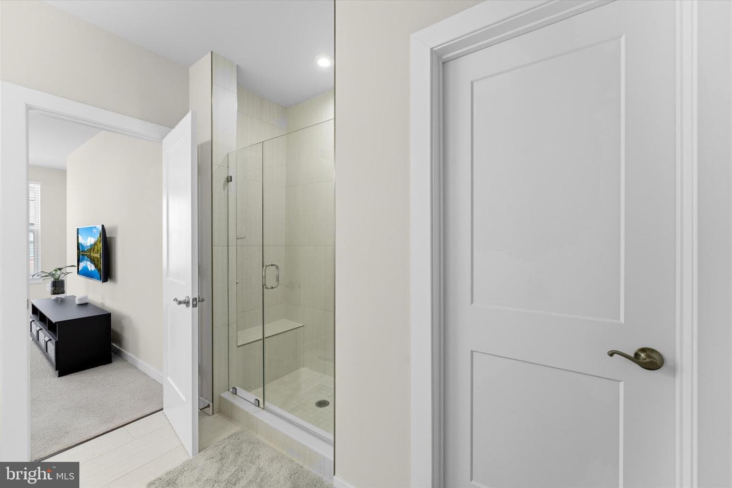 44625 Wolfhound Square photo 27
