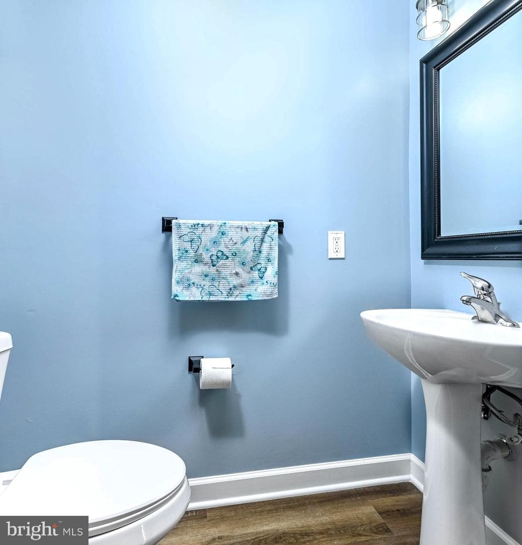 42526 Mayflower Terrace photo 13