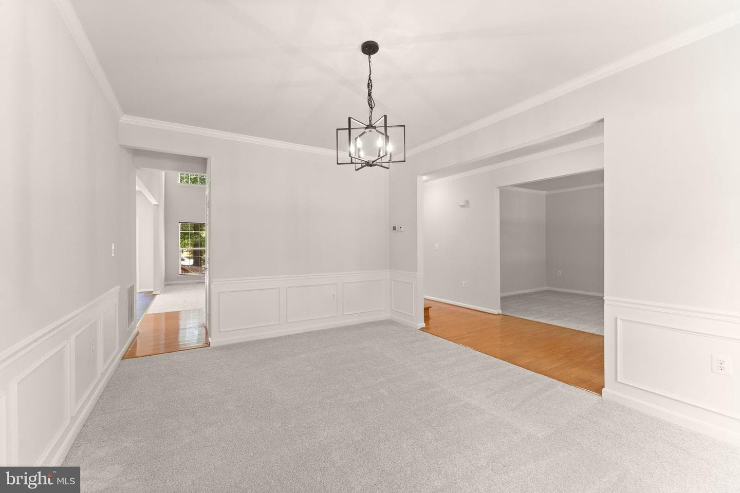 103 Bournville Court SE photo 15
