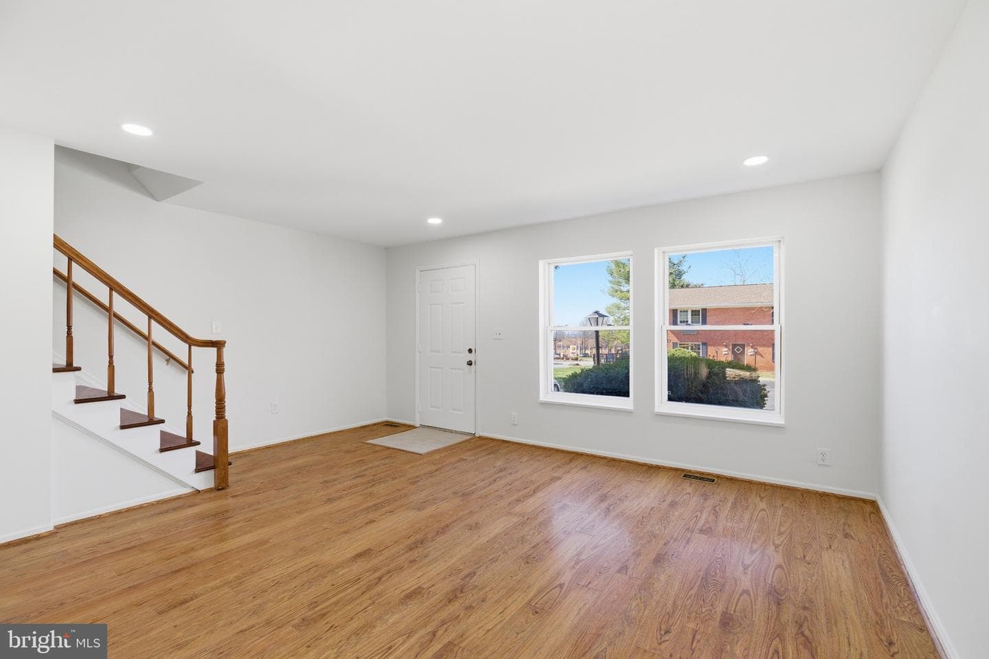102 N Duke Drive photo 6