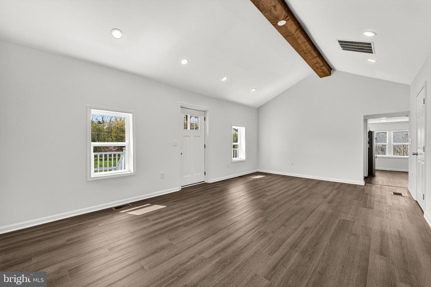 16920 Oliver Street photo 14