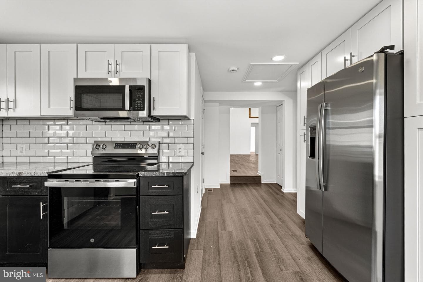 16920 Oliver Street photo 19