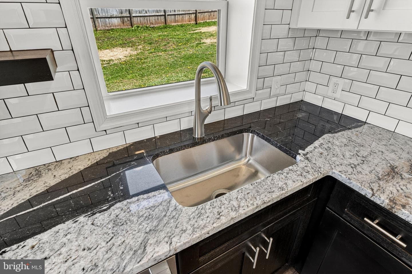 16920 Oliver Street photo 22