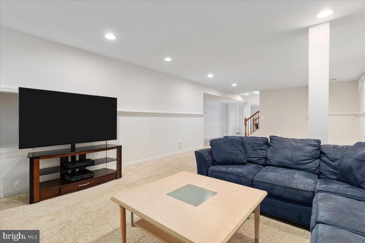 33 Potterfield Drive photo 36