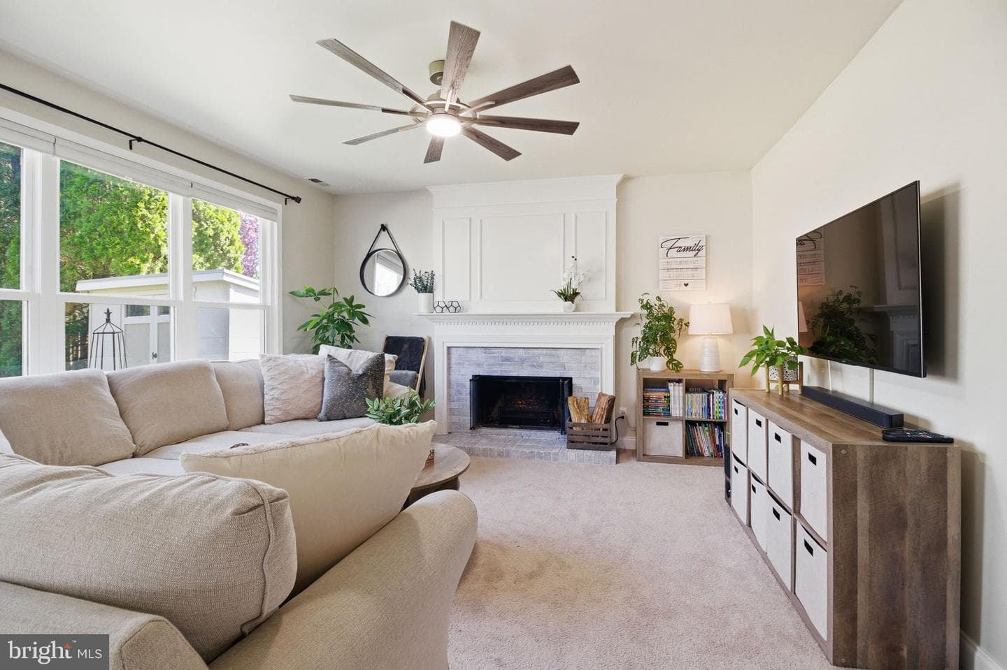 604 Longfellow Drive NE photo 11