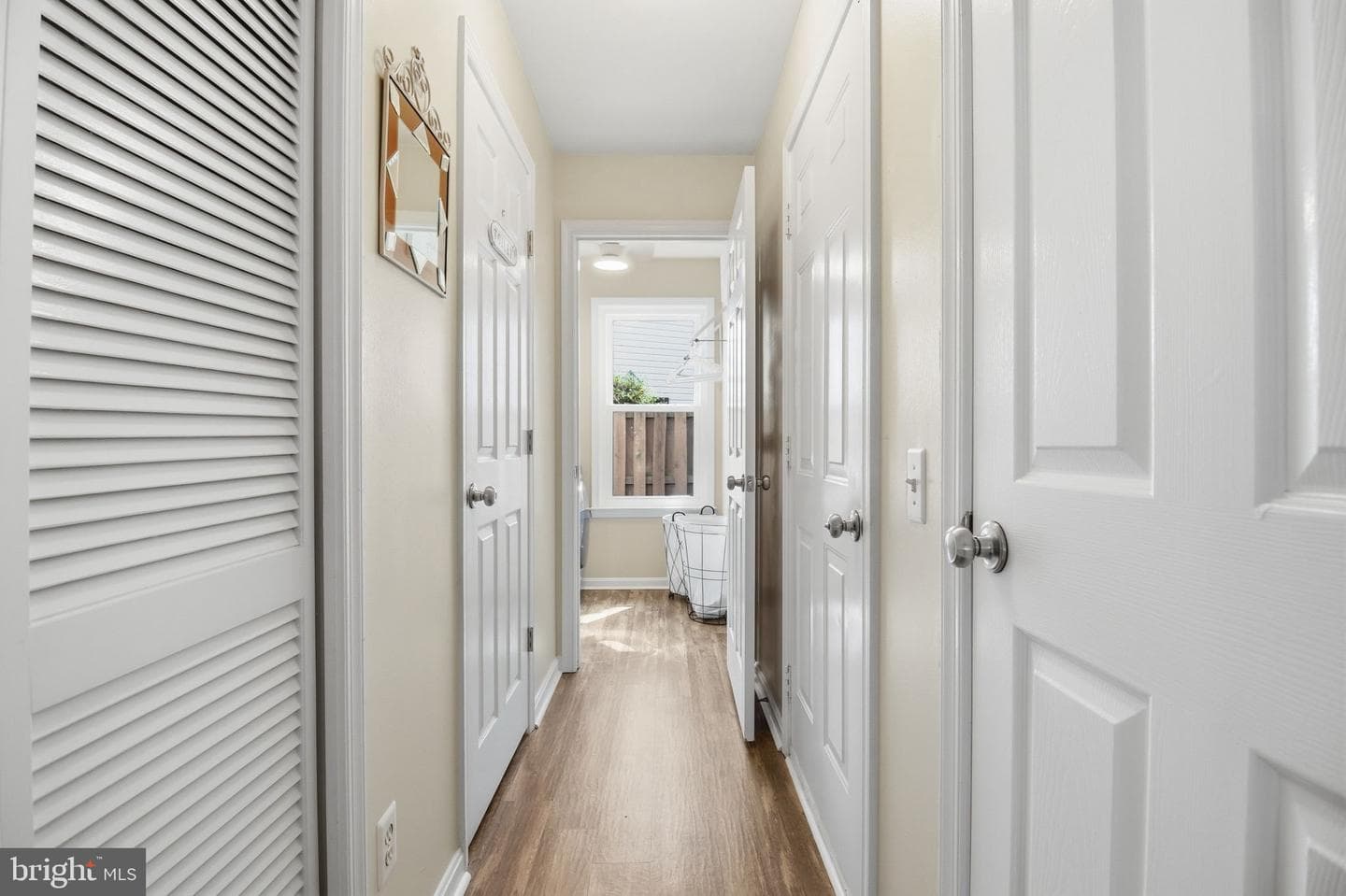 604 Longfellow Drive NE photo 19