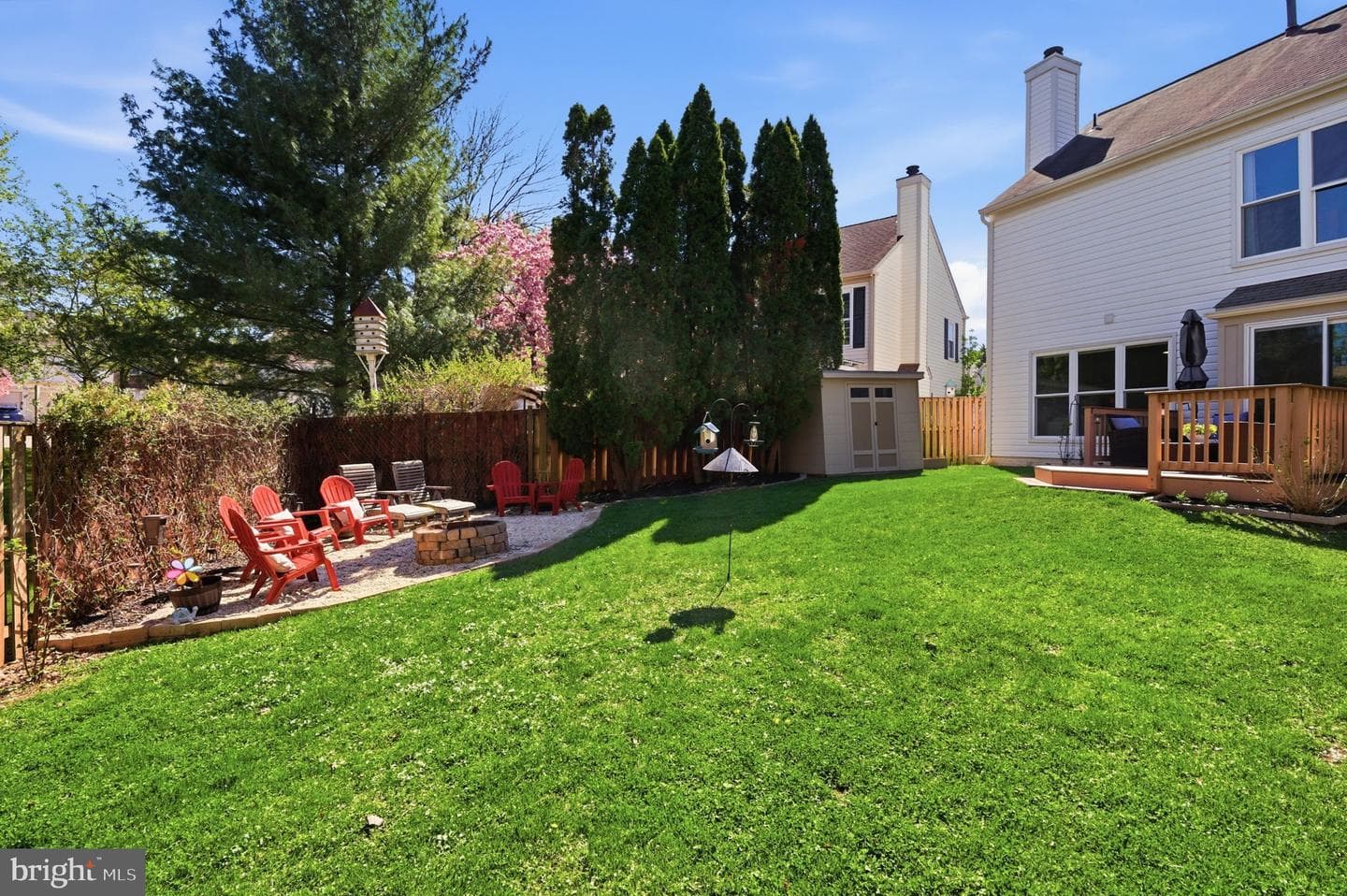 604 Longfellow Drive NE photo 37