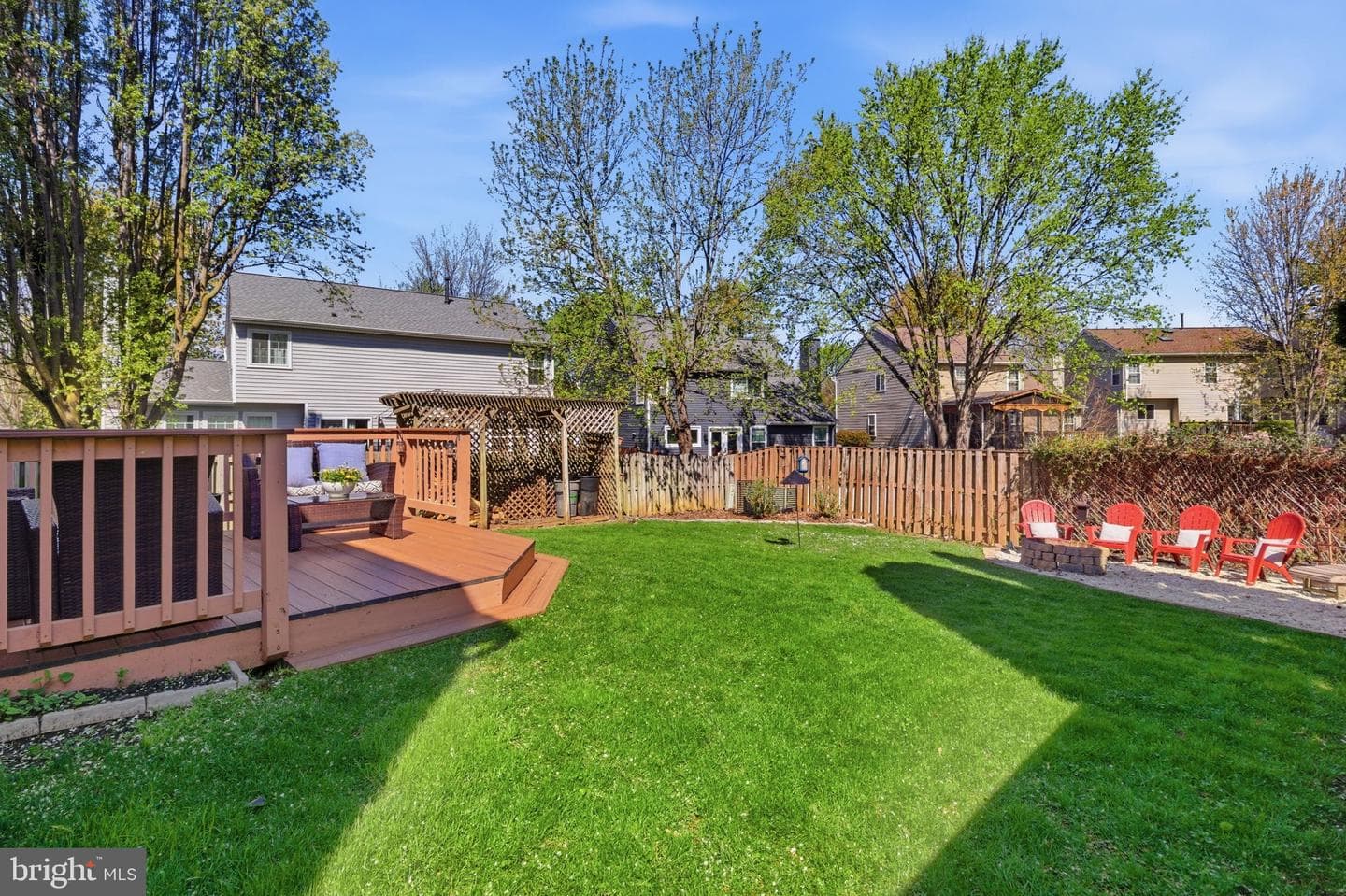 604 Longfellow Drive NE photo 38