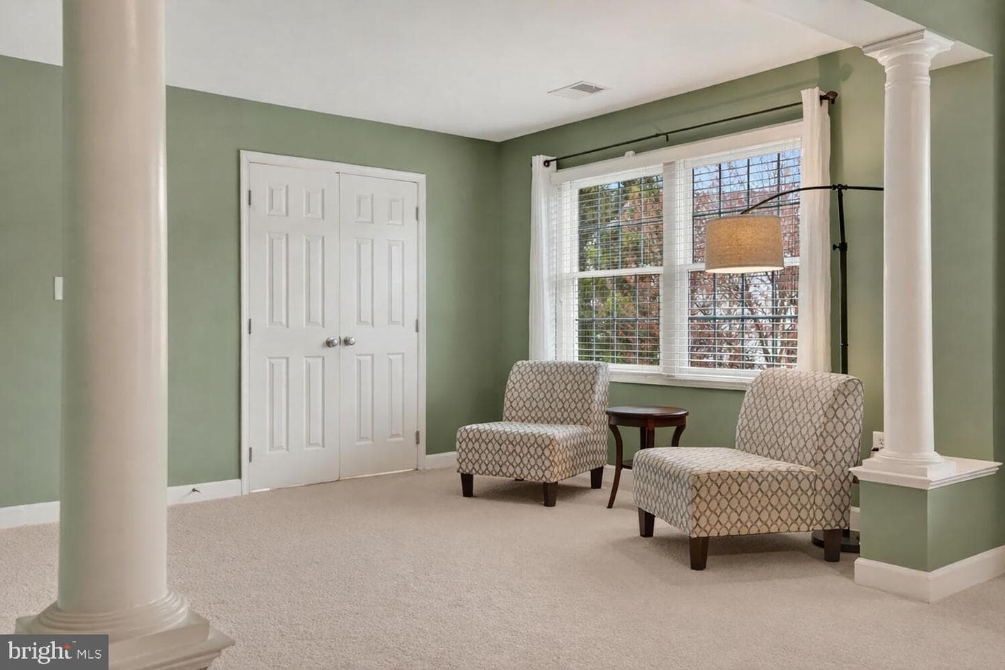 22817 Portico Place photo 34