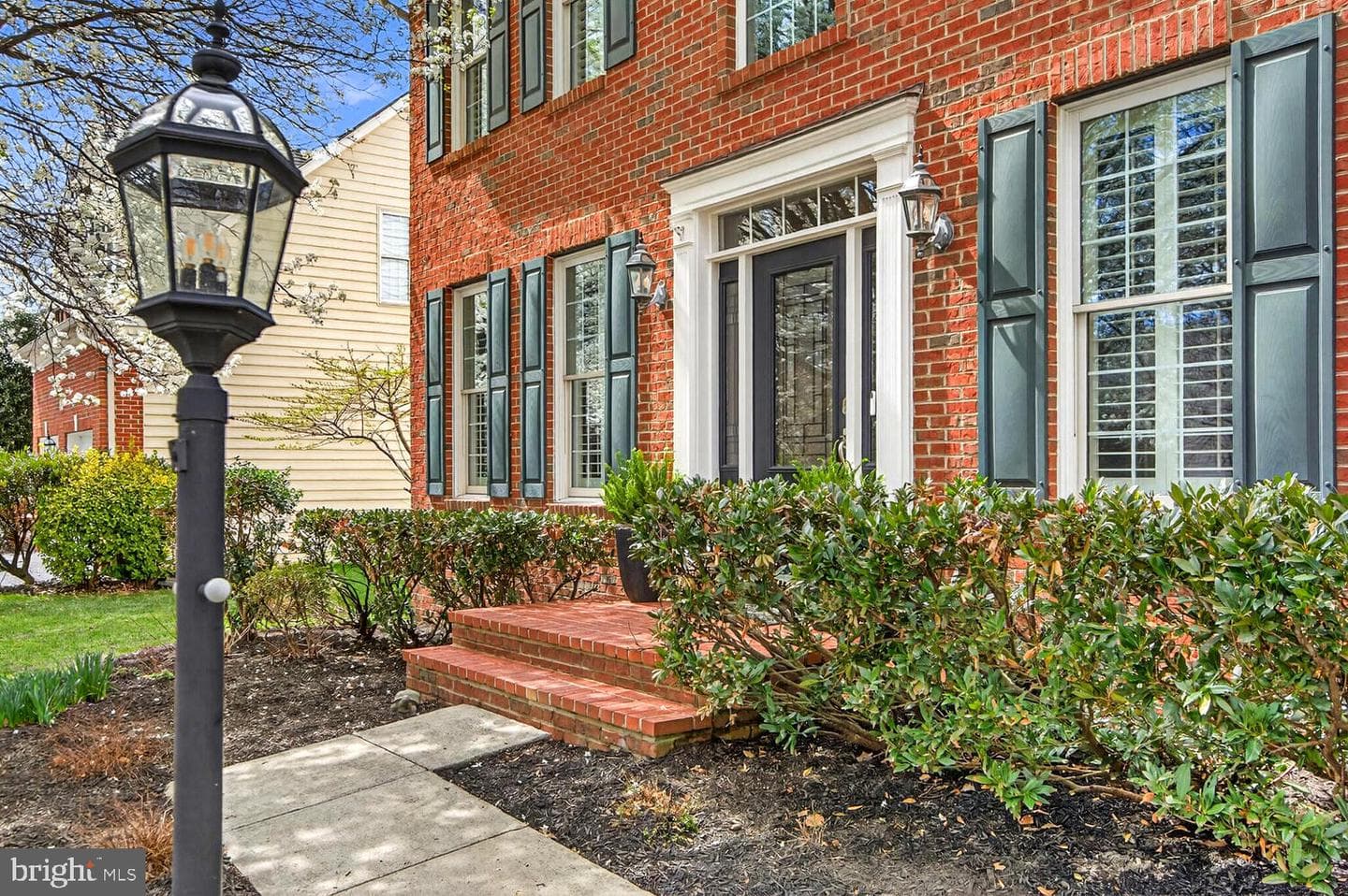 22817 Portico Place photo 4