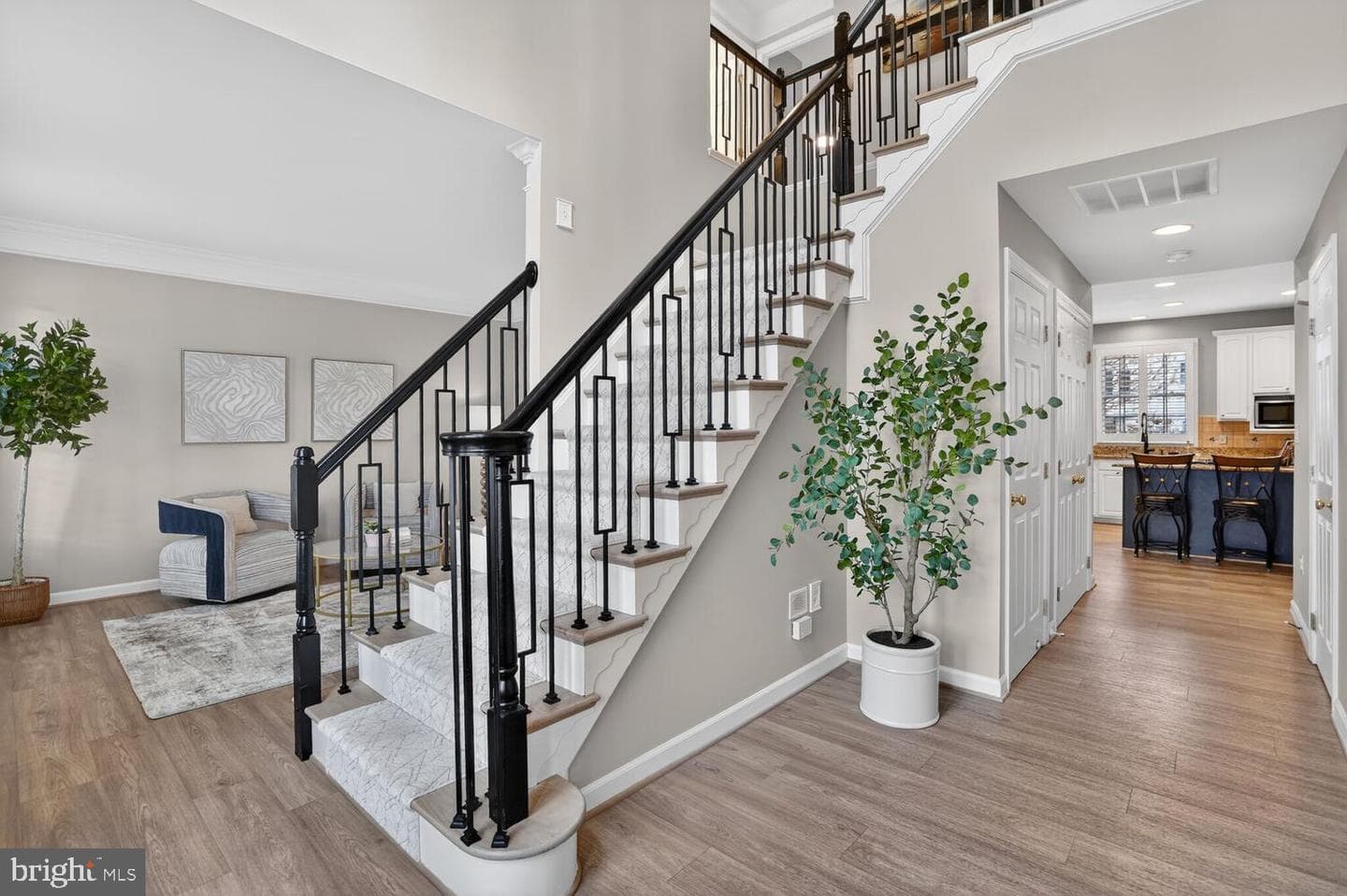22817 Portico Place photo 6
