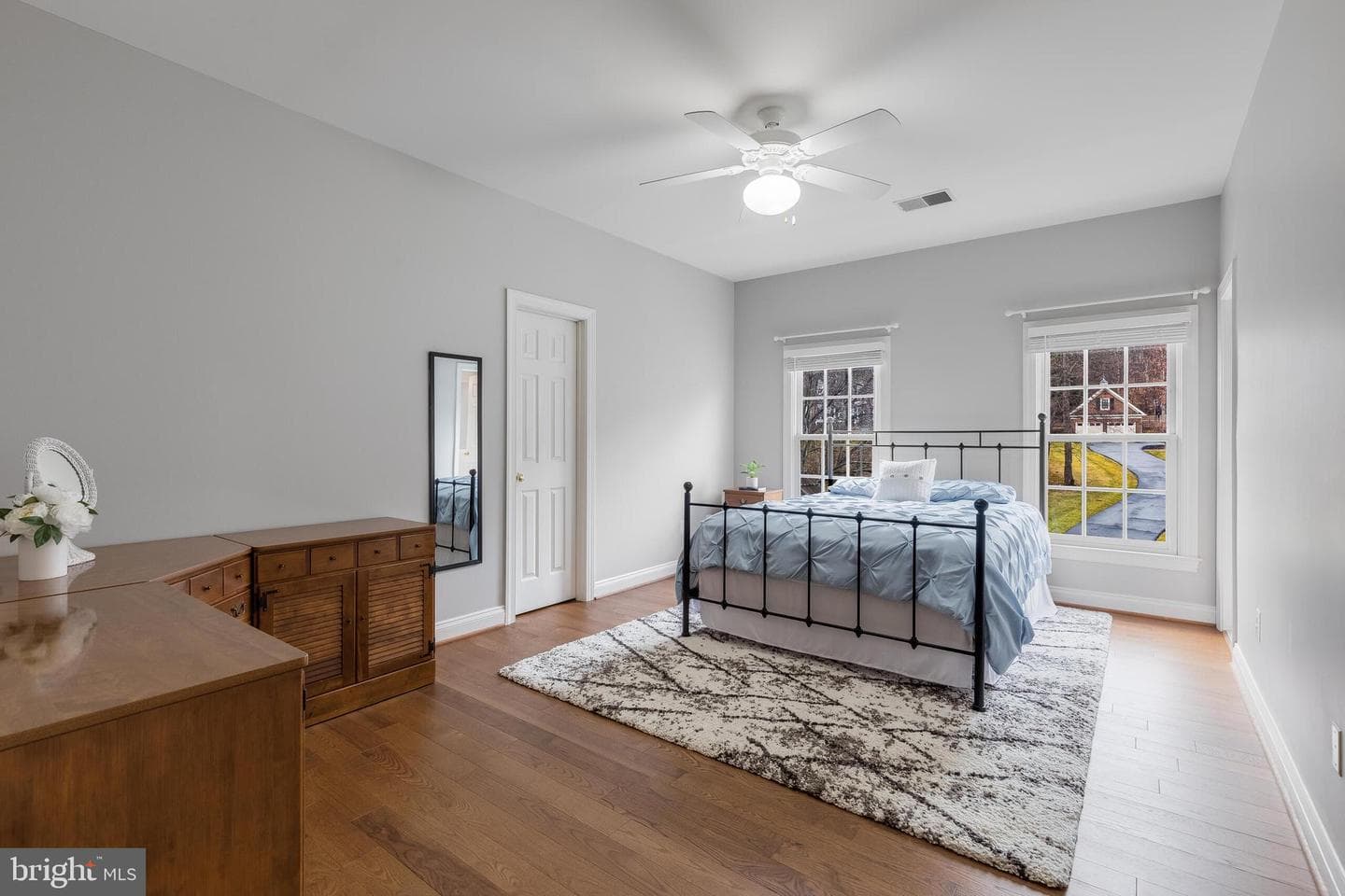 1181 Hawling Place SW photo 36