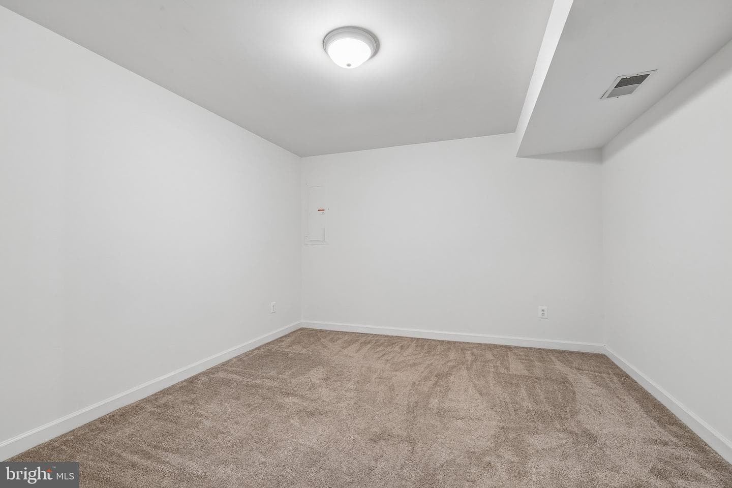 43097 Binkley Circle photo 28