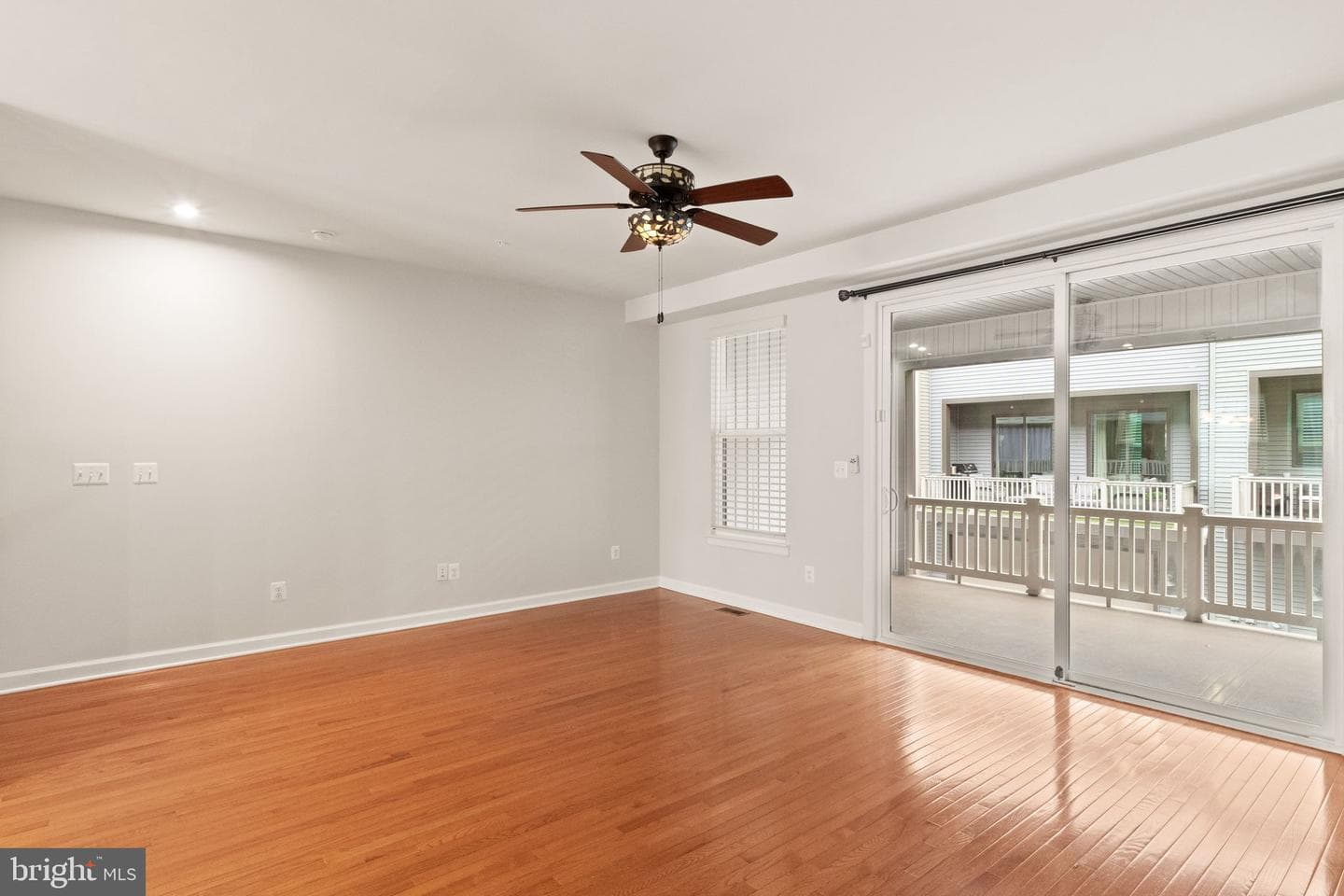 22308 Seabring Terrace photo 7