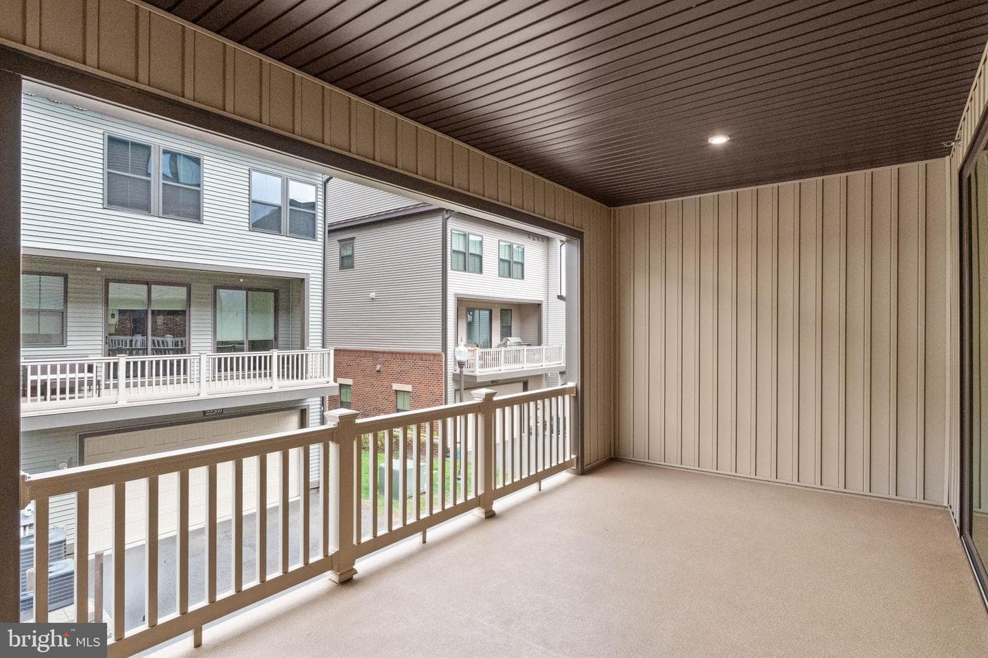 22308 Seabring Terrace photo 9