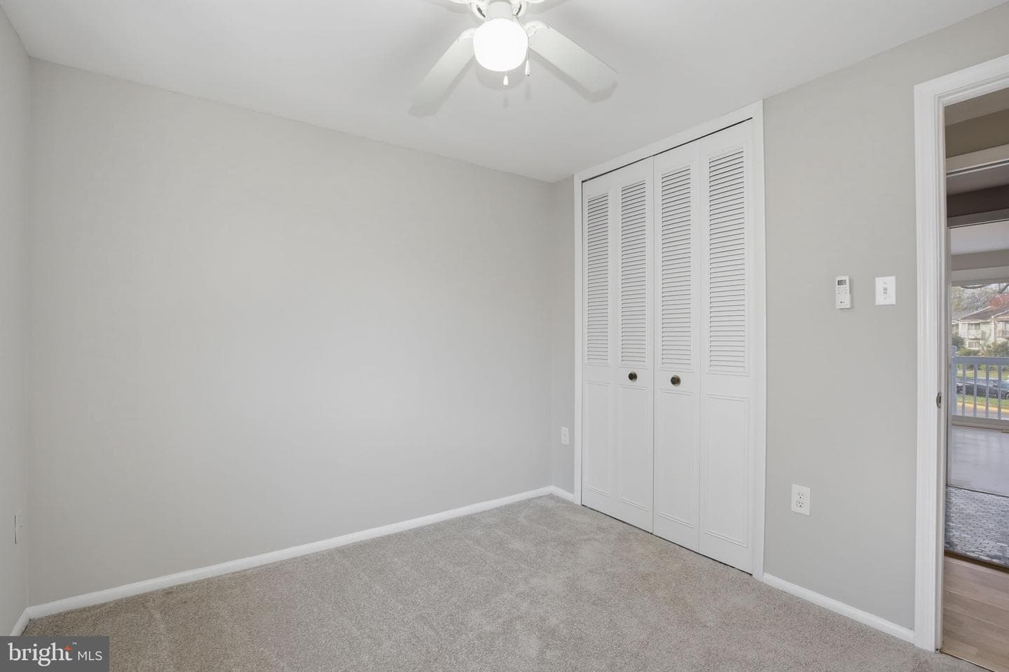 219 Willow Terrace photo 23