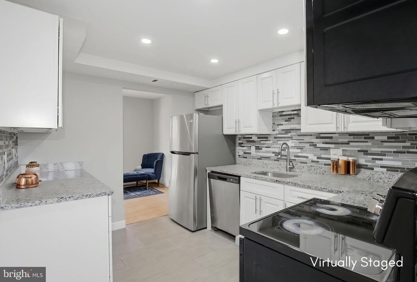 219 Willow Terrace photo 5