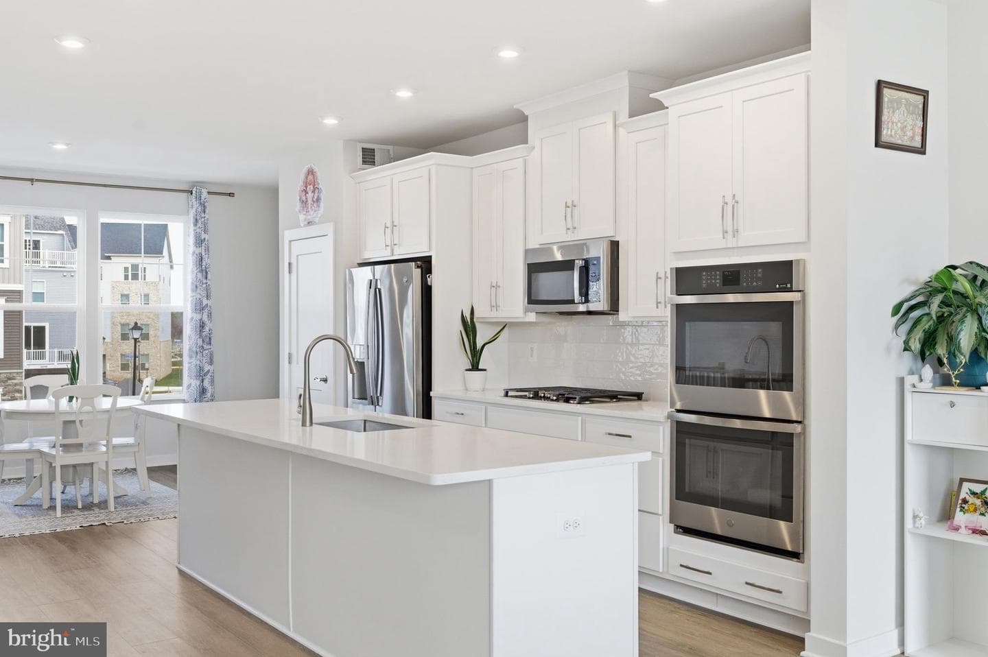 24173 Thurso Square photo 11