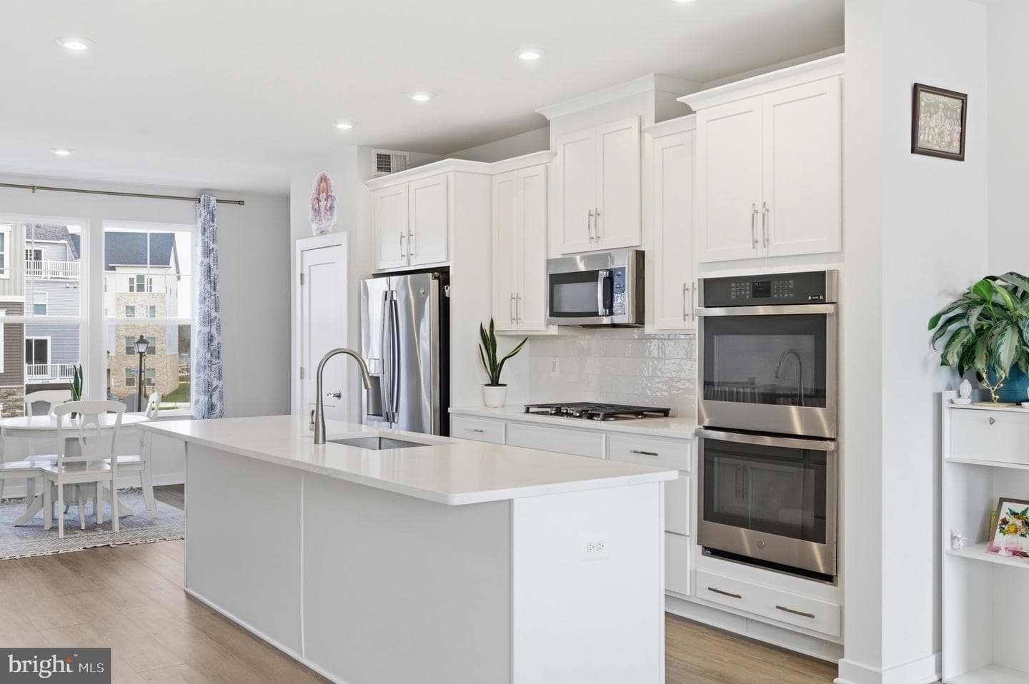 24173 Thurso Square, Sterling