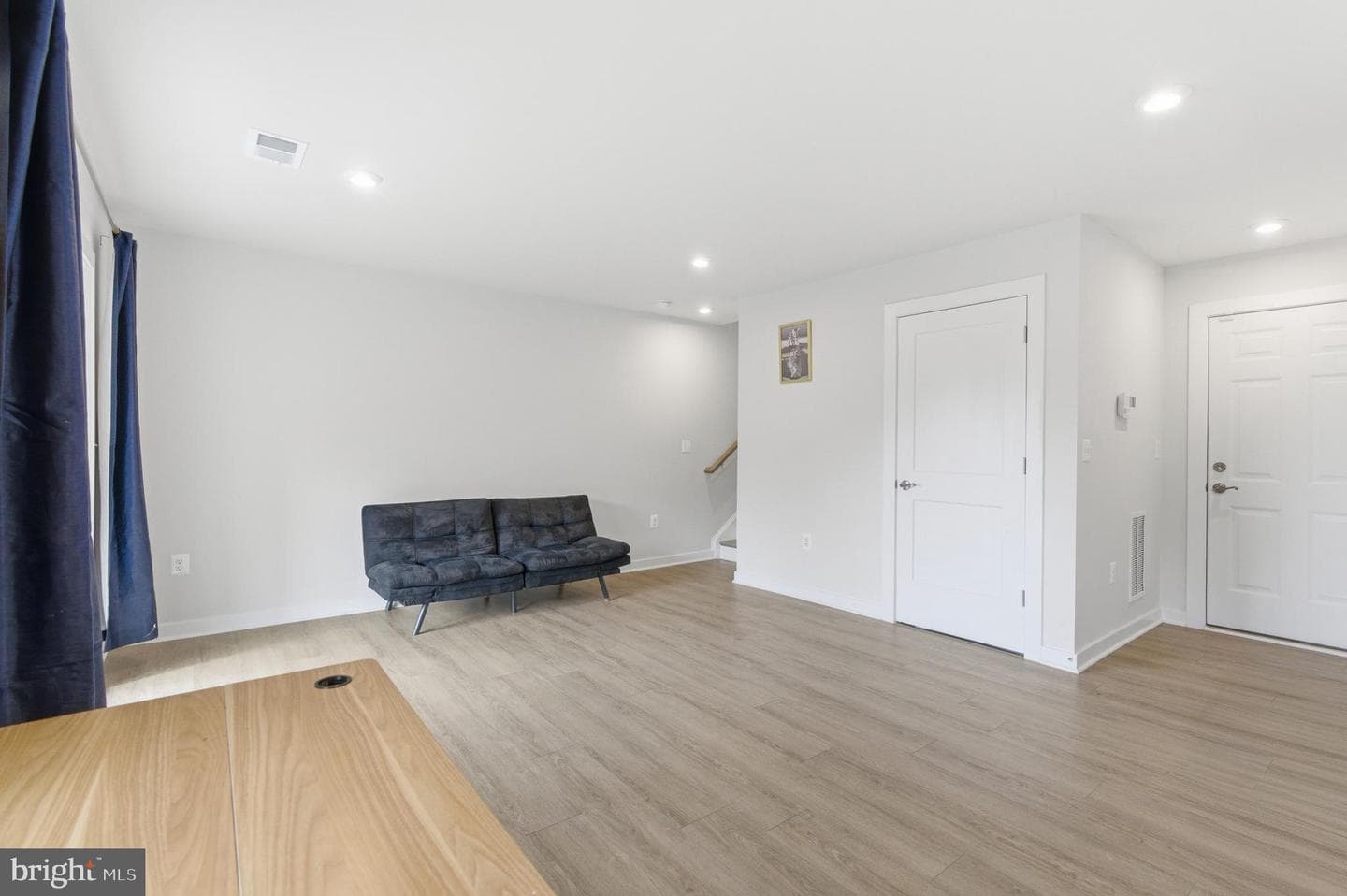24173 Thurso Square photo 44