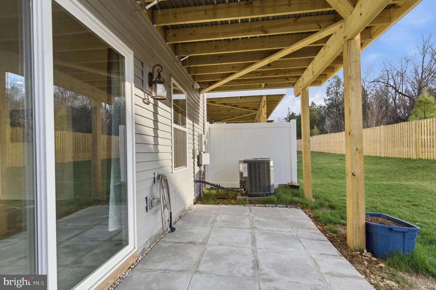 24173 Thurso Square photo 46
