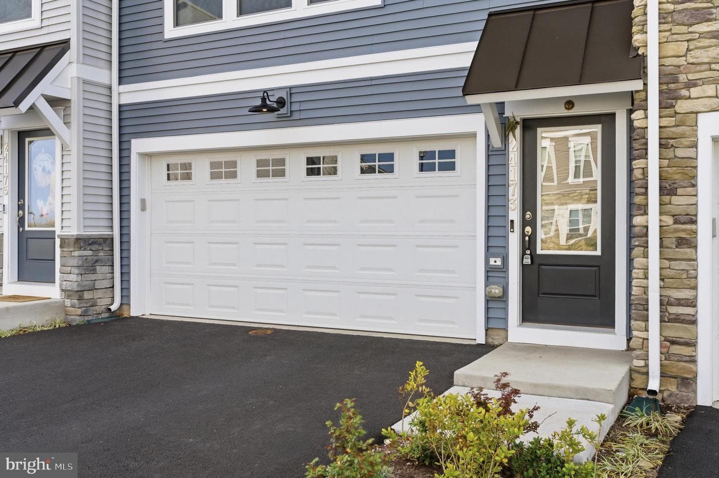 24173 Thurso Square photo 7