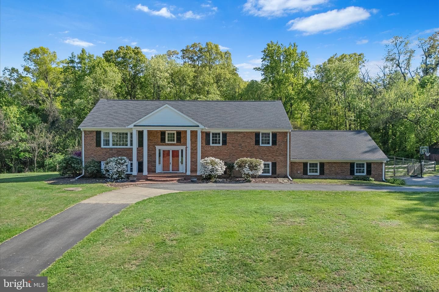 40719 Woodside Place photo 1