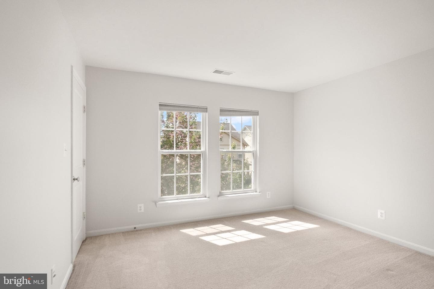 42558 Angel Wing Way photo 32
