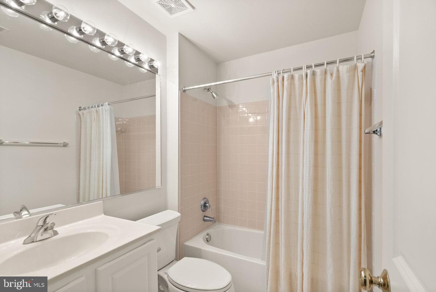 42558 Angel Wing Way photo 40