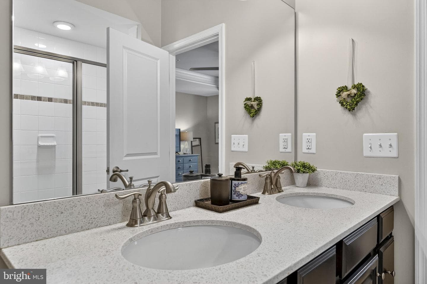 459 Haupt Square SE photo 37