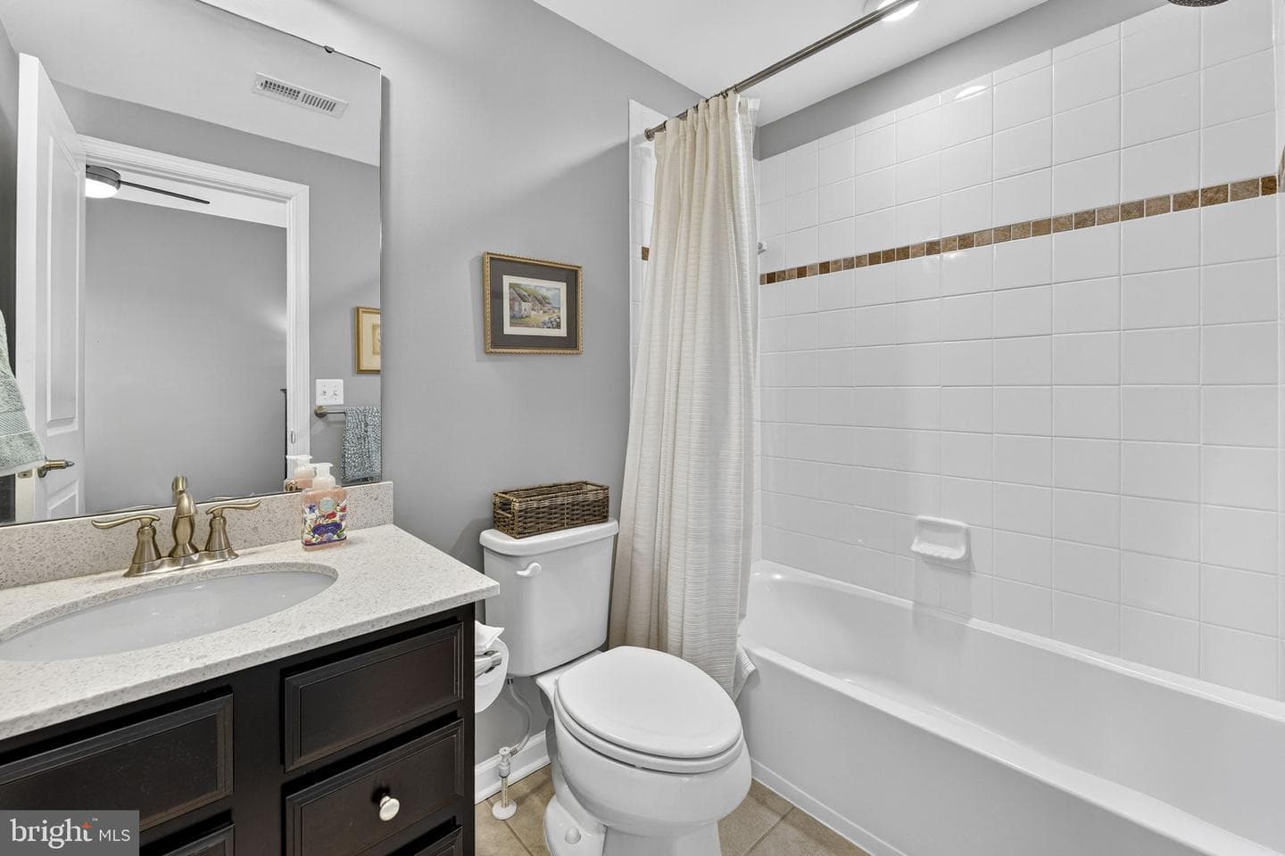 459 Haupt Square SE photo 43