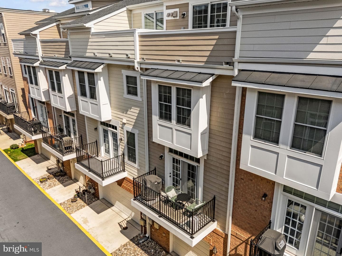 459 Haupt Square SE photo 60