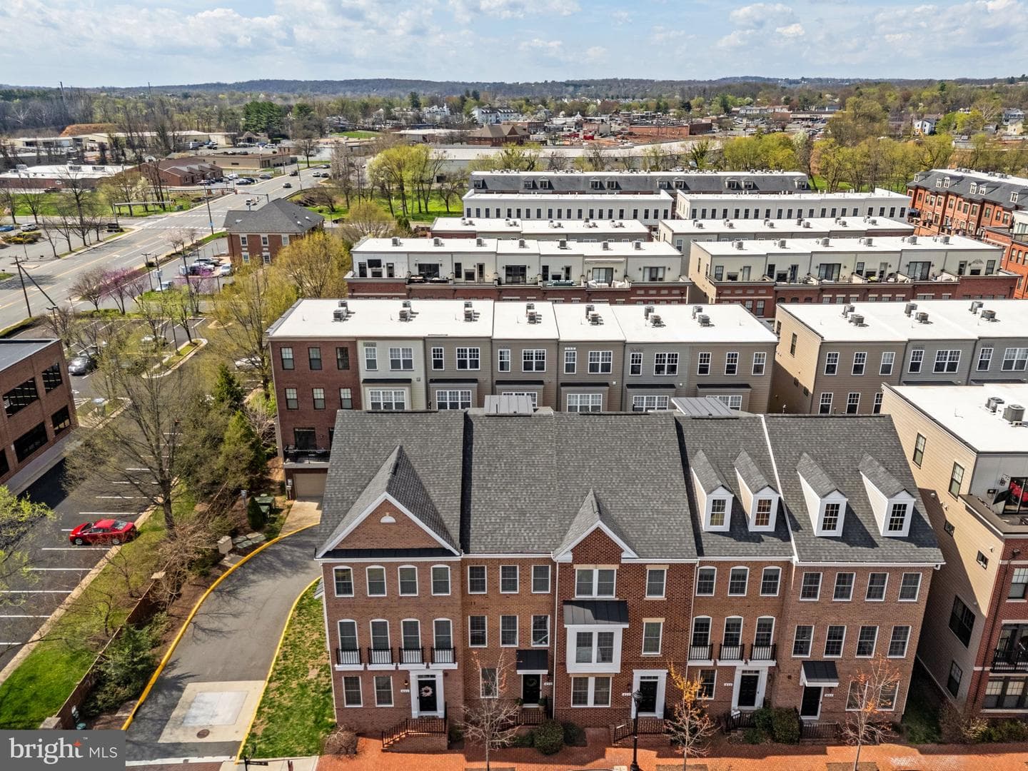 459 Haupt Square SE photo 71