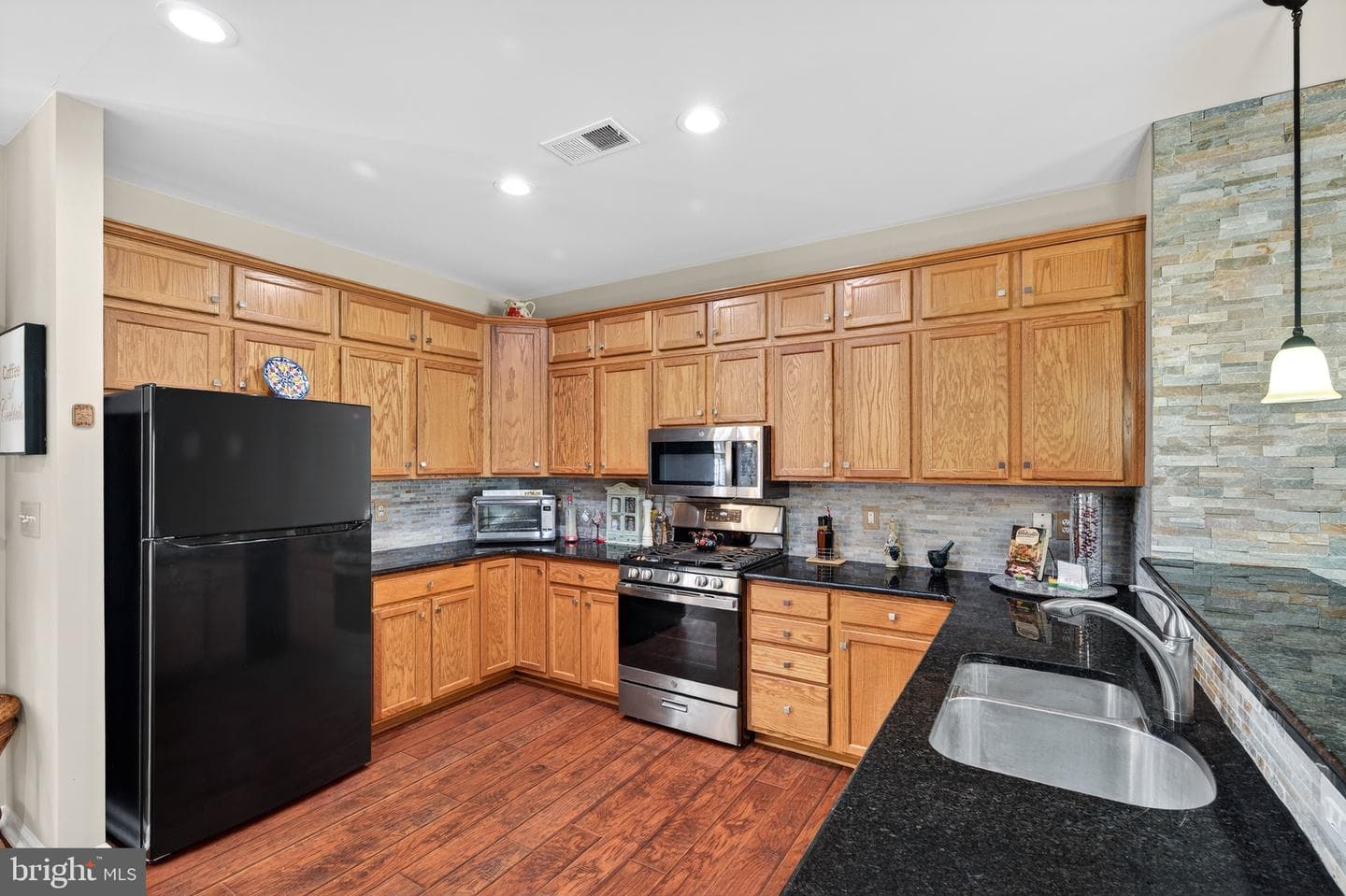44348 Sunset Maple Drive photo 18