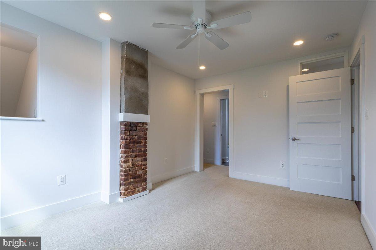 104 Pershing Avenue NW photo 31