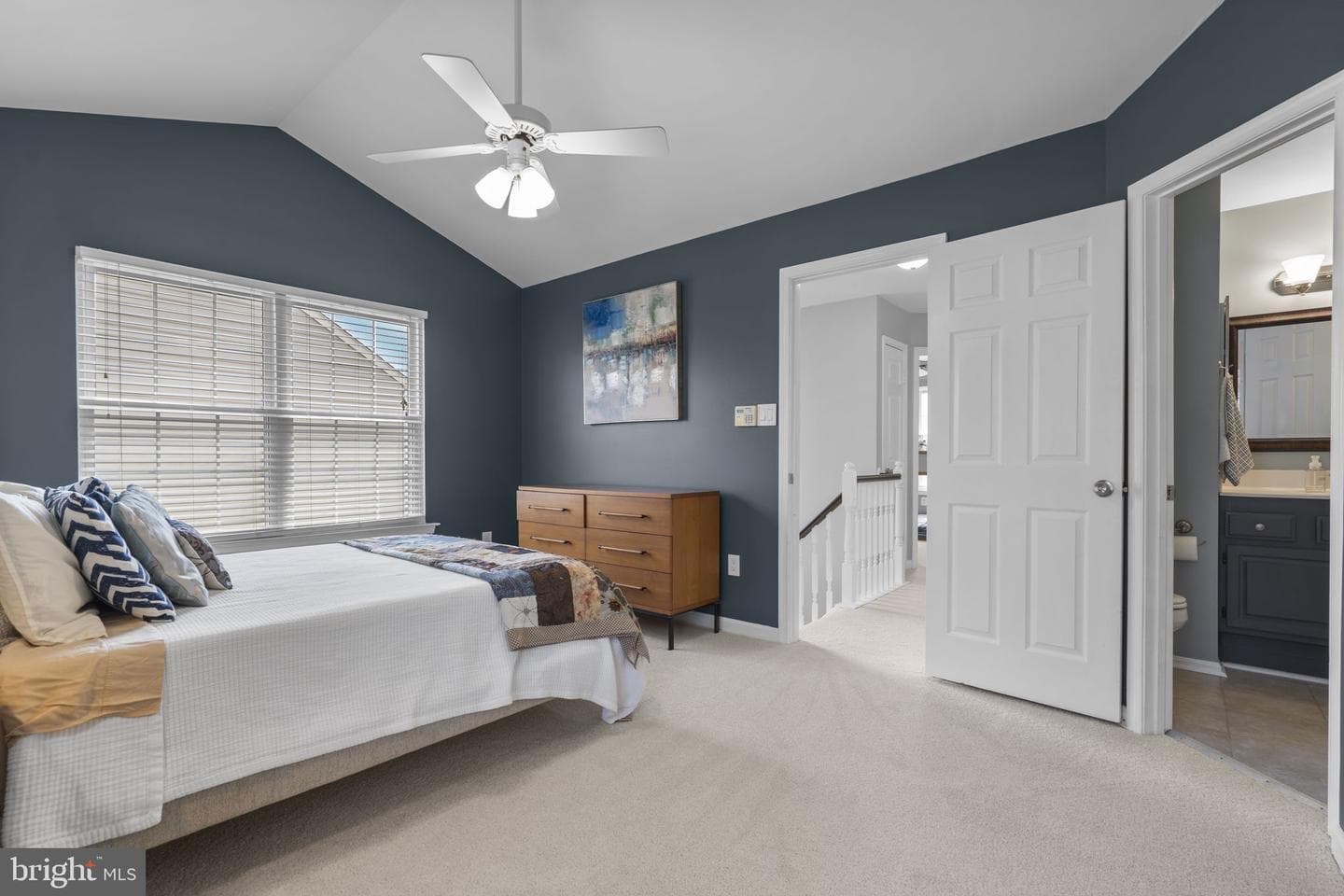 20250 Brookview Square photo 24