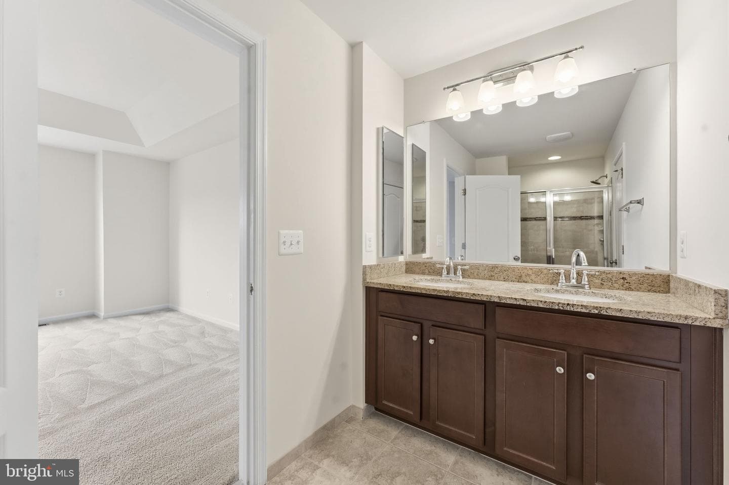 42396 Benfold Square photo 39
