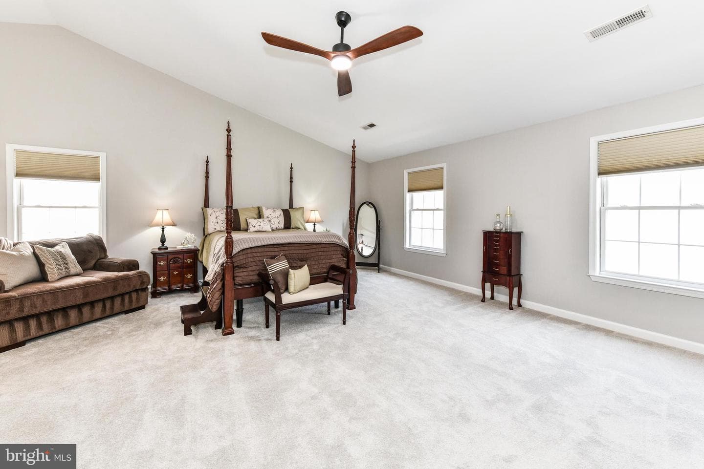 20855 Blythwood Court photo 34