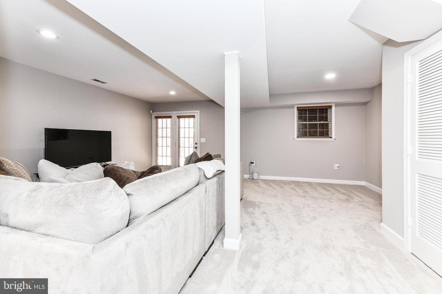 20855 Blythwood Court photo 47
