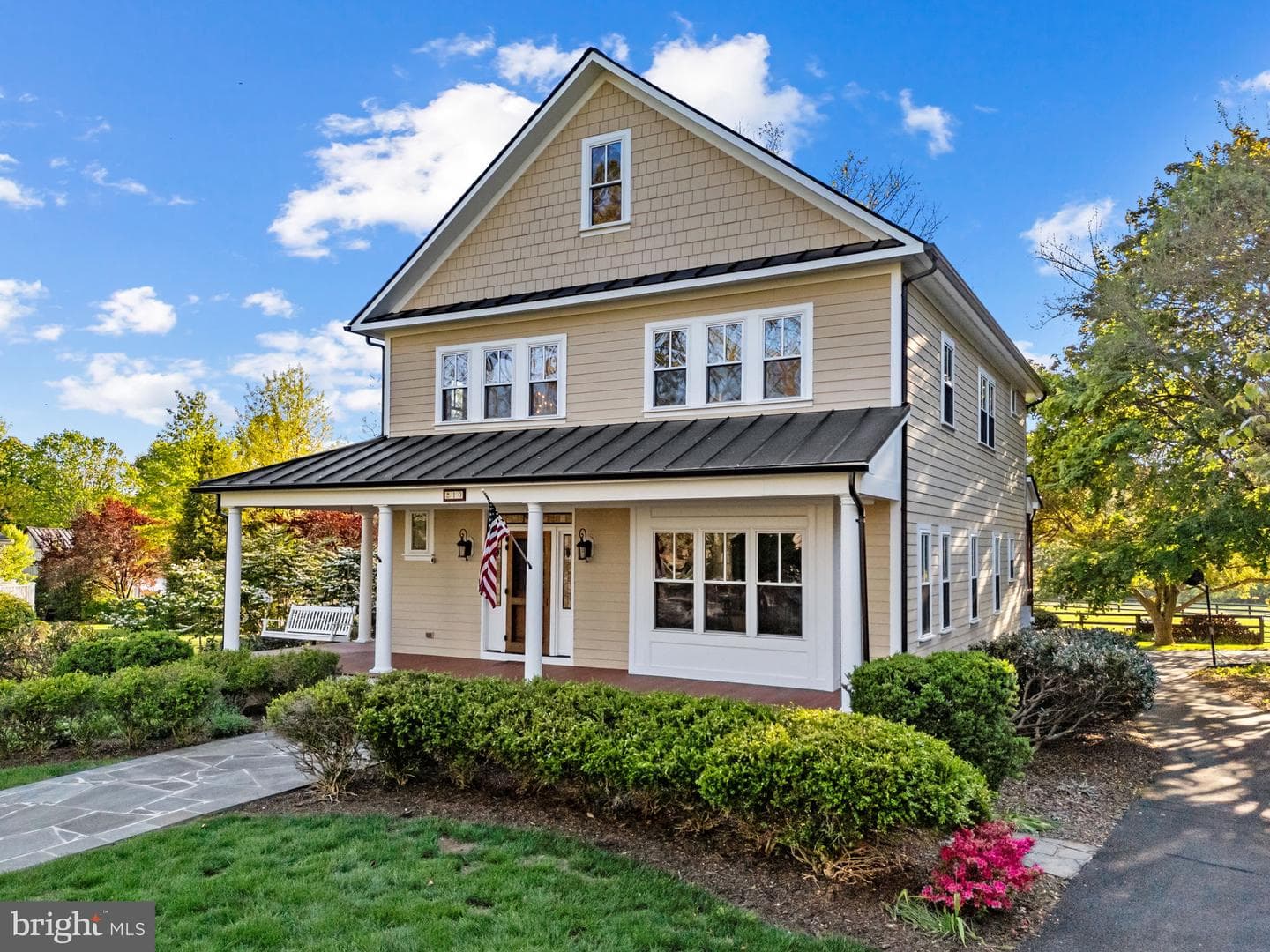 10 N Locust Street photo 16