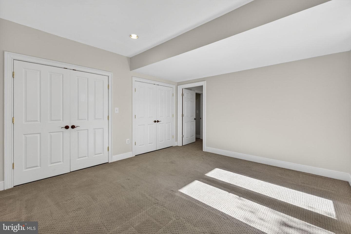 10 N Locust Street photo 67