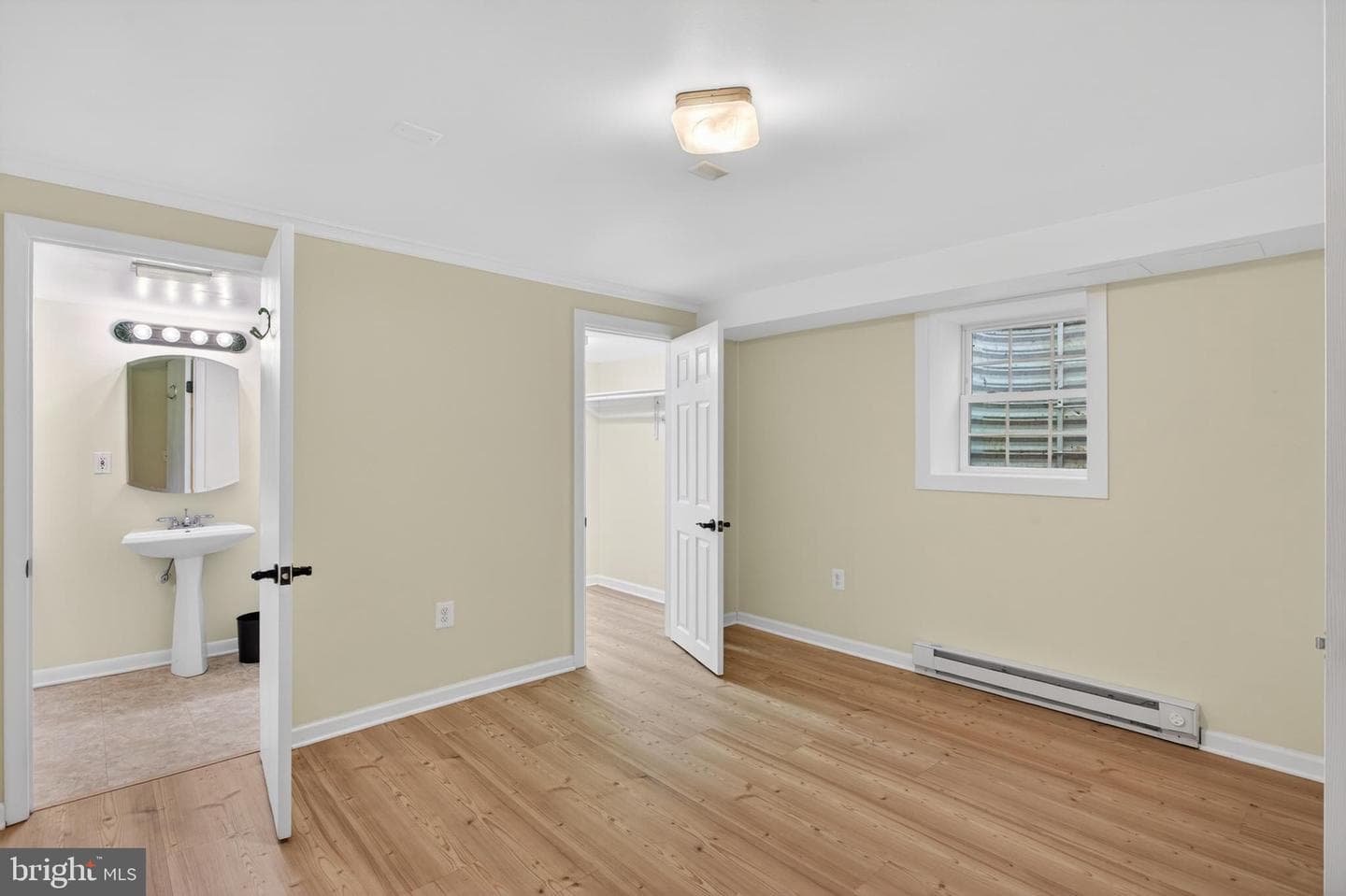 906 W Washington Street photo 26