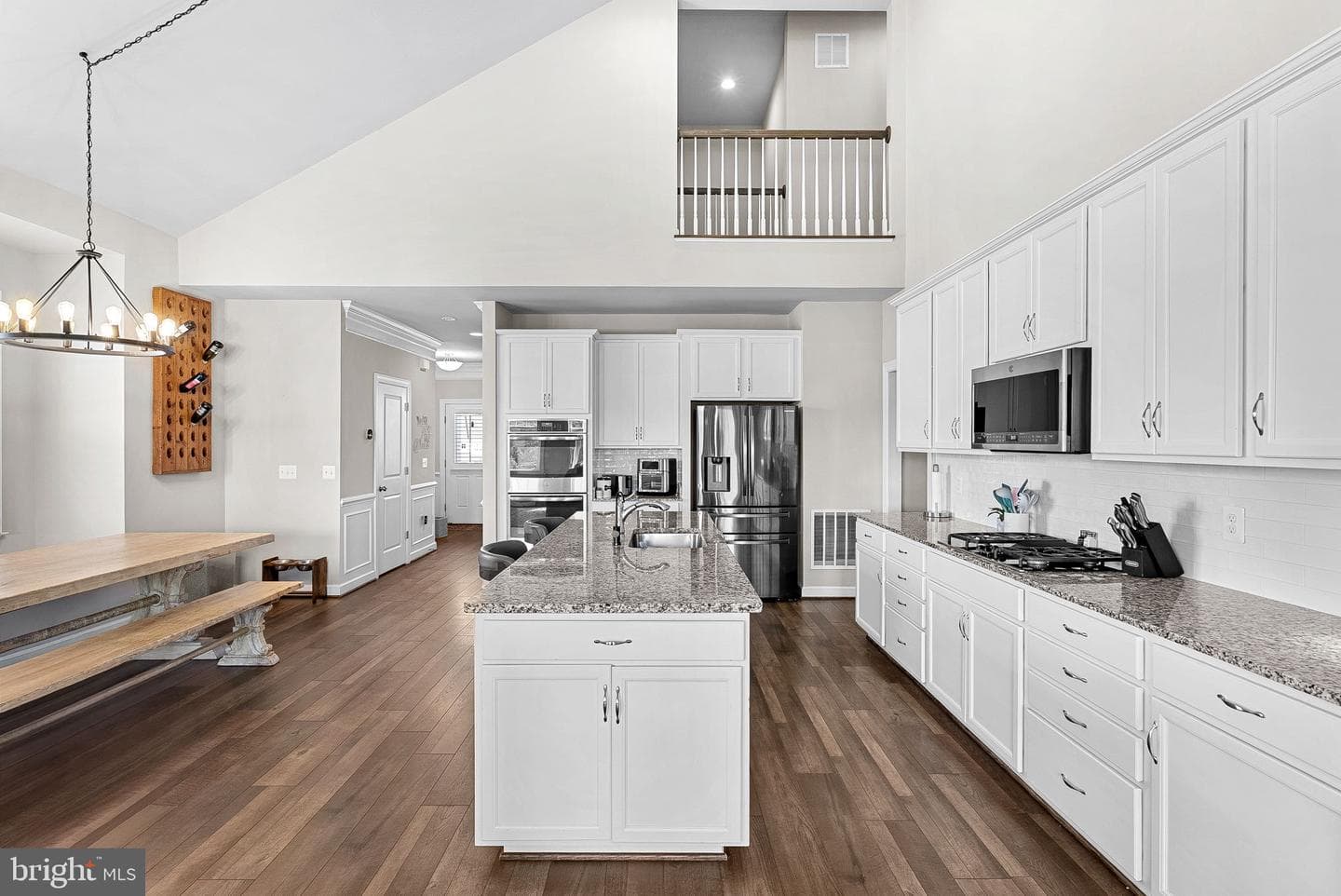 18433 Presidio Place photo 17