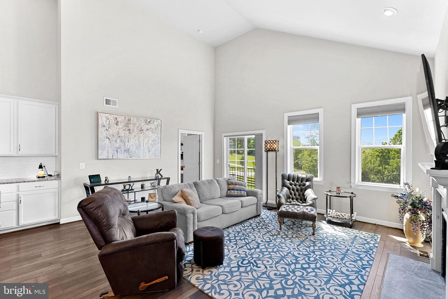 18433 Presidio Place photo 22