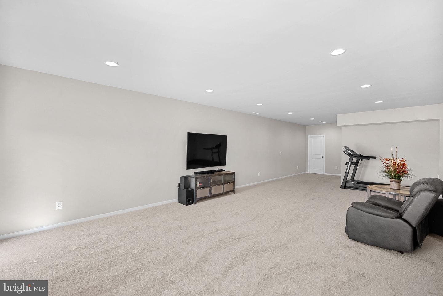 18433 Presidio Place photo 47