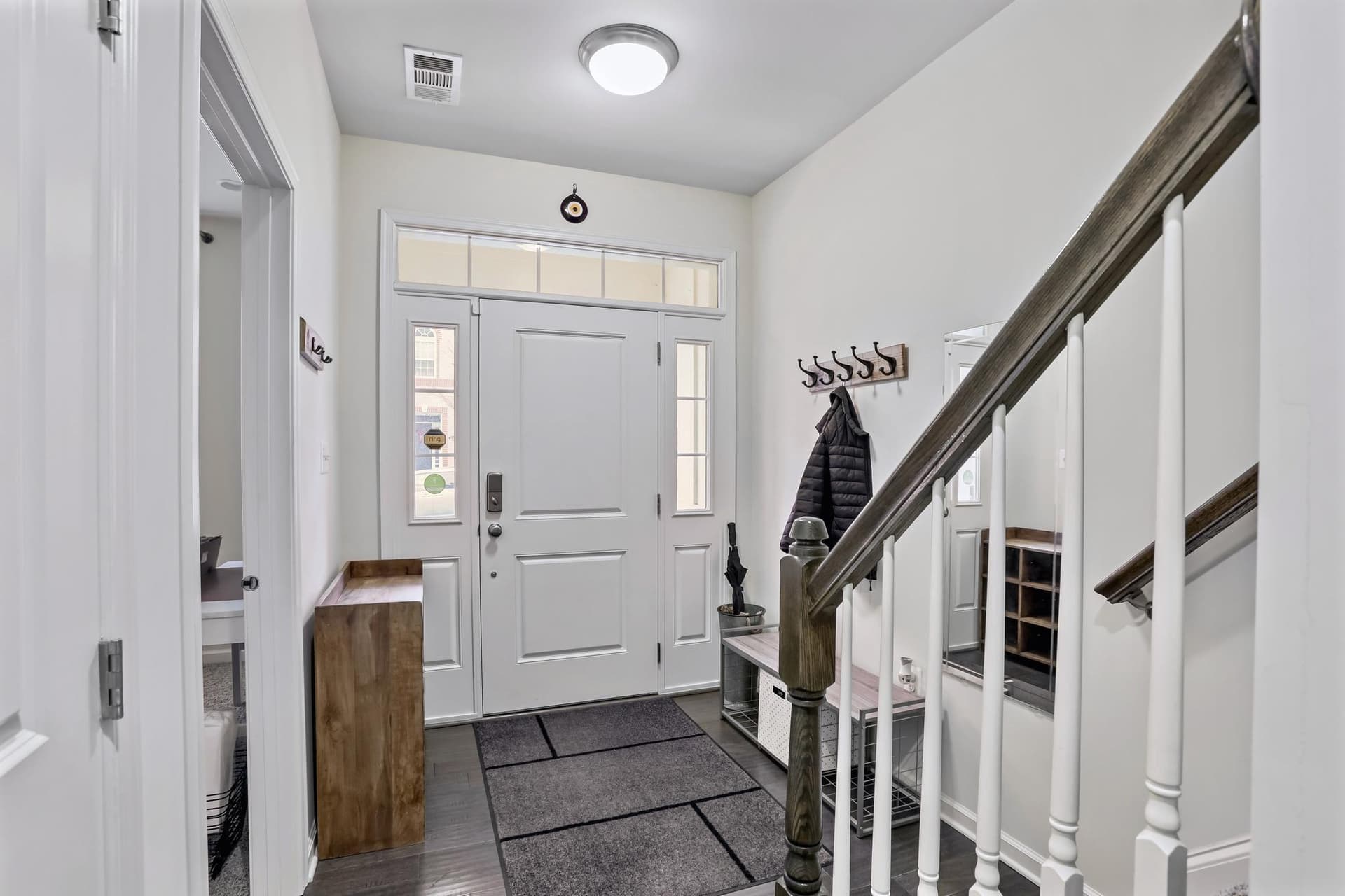 22462 Cambridgeport Square photo 3