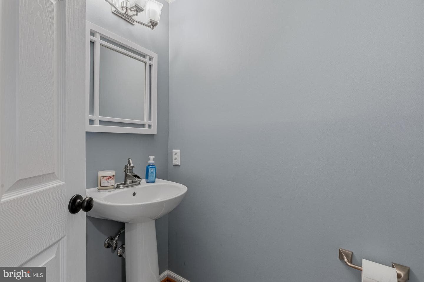 1403 Harle Place SW photo 17