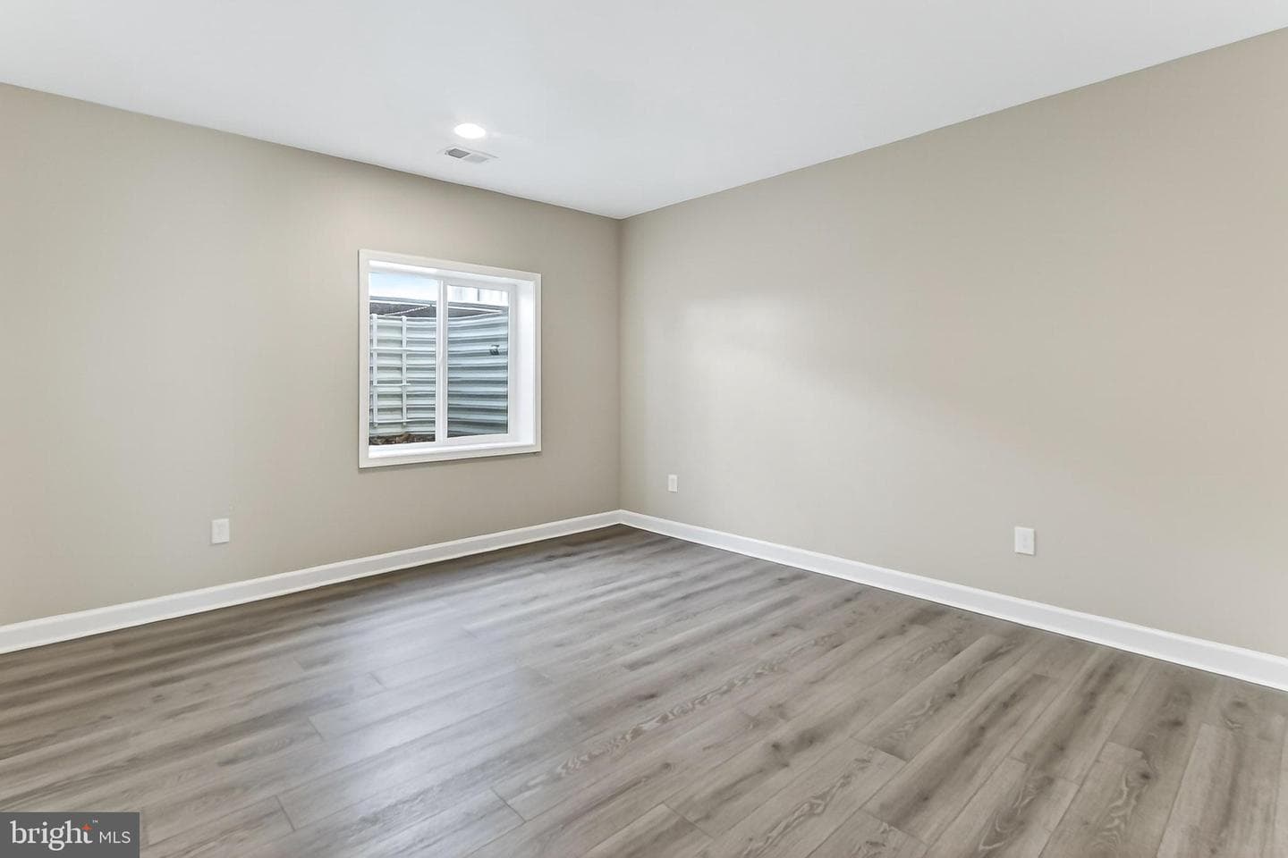 42308 Guildhall Drive photo 27